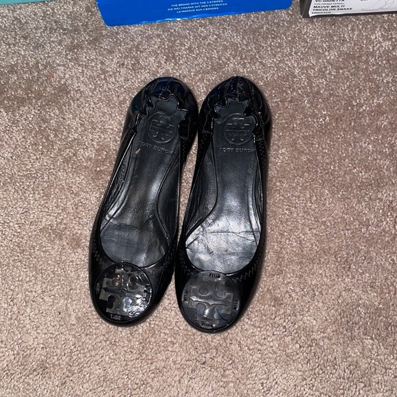 The BEST TB Reva deal on POSH! - Picture 7 of 7